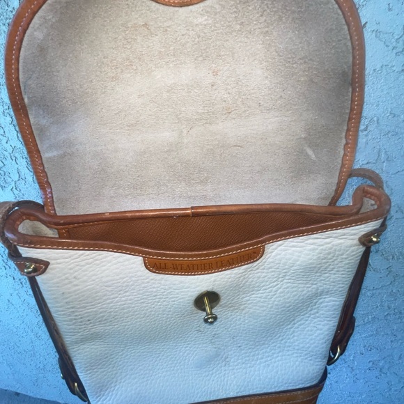 Leather crossbody bag - Picture 3 of 13